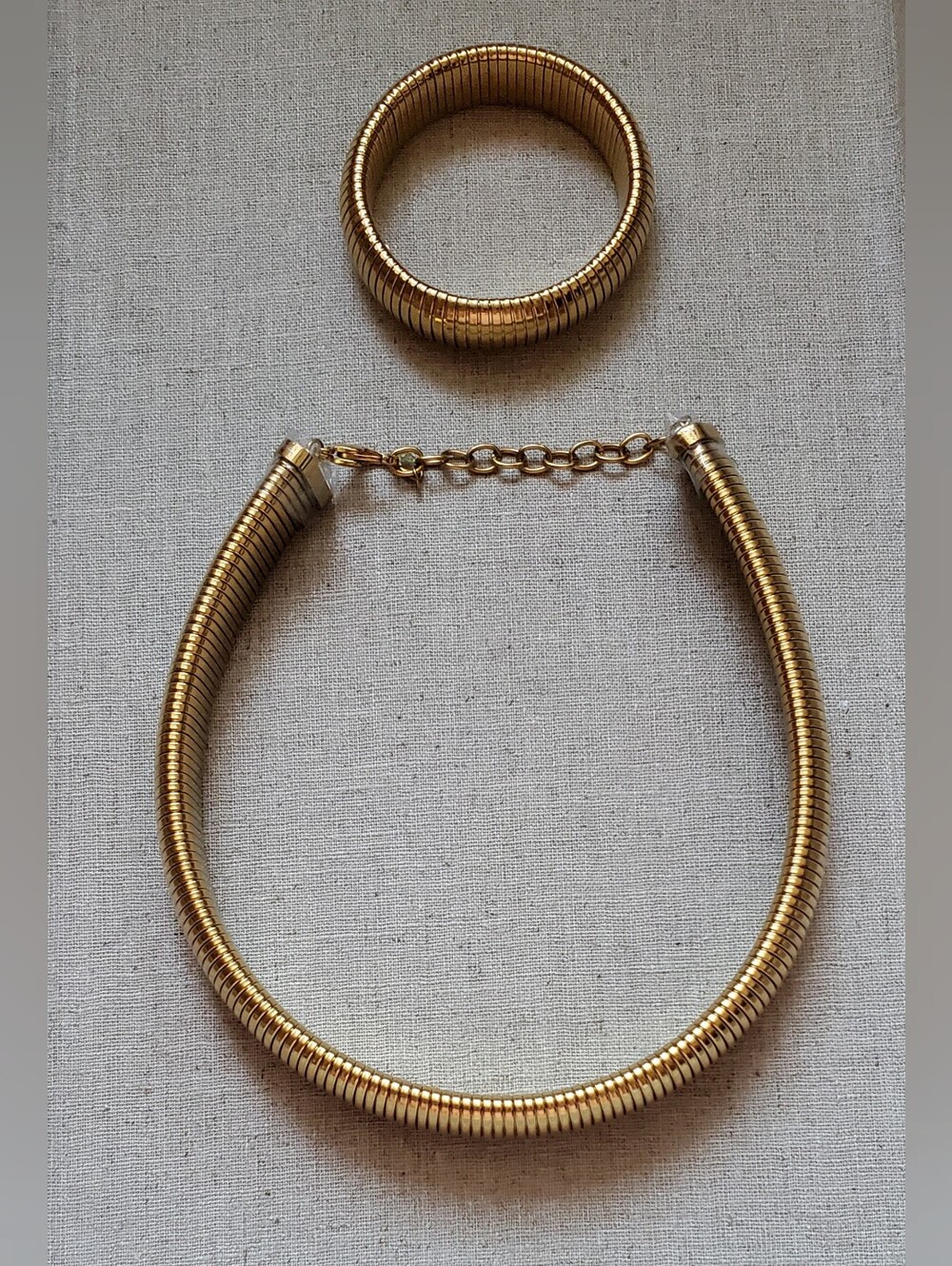 Gold Tone Choker Necklace & Bracelet Set Ribbed Snake Chain Vintage Inspired